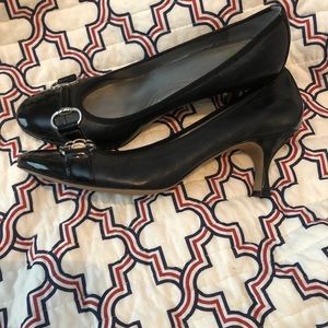 Tahari Kitten Heels